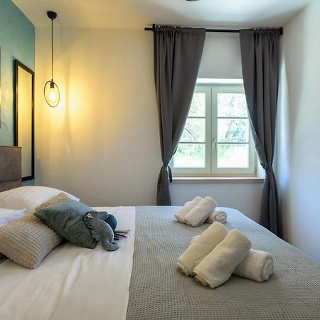 Teona Luxury Apartment With Jacuzzi And Terrace Sea View Sali Extérieur photo