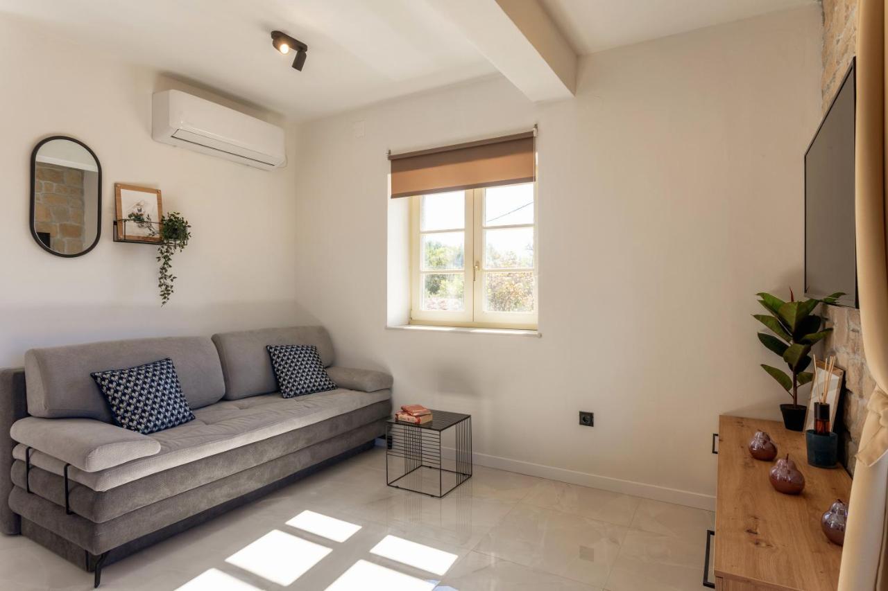 Teona Luxury Apartment With Jacuzzi And Terrace Sea View Sali Extérieur photo