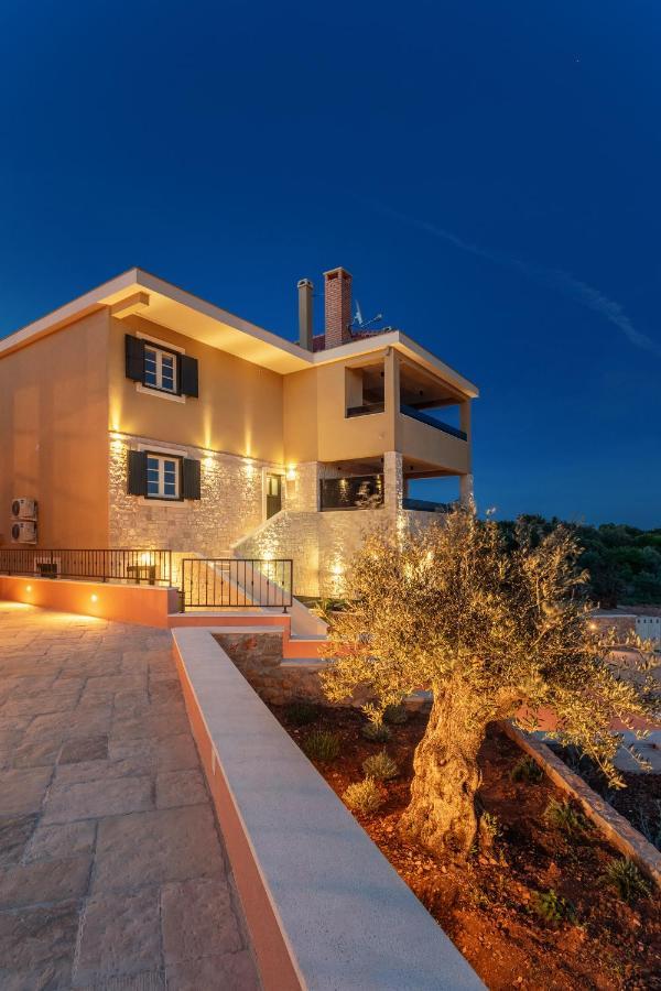 Teona Luxury Apartment With Jacuzzi And Terrace Sea View Sali Extérieur photo