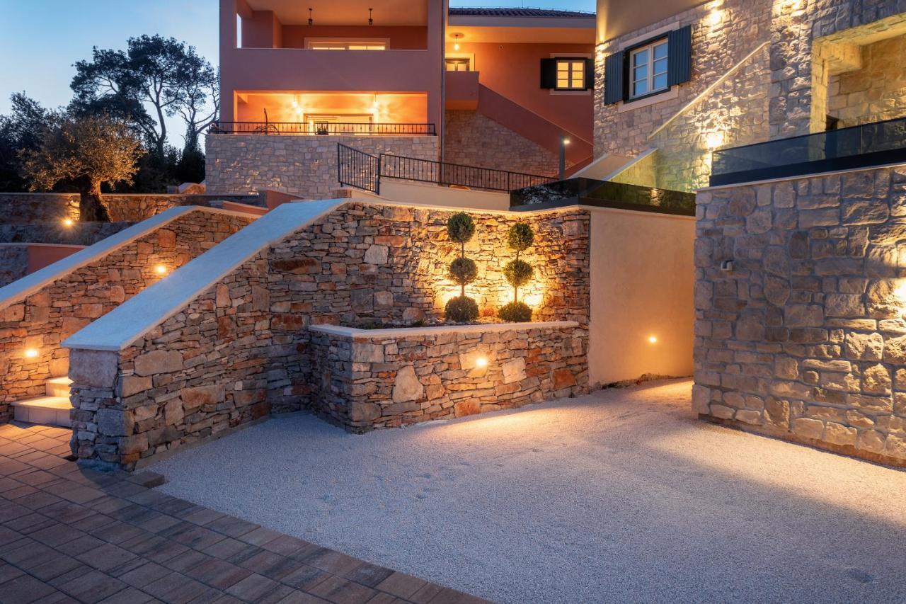 Teona Luxury Apartment With Jacuzzi And Terrace Sea View Sali Extérieur photo